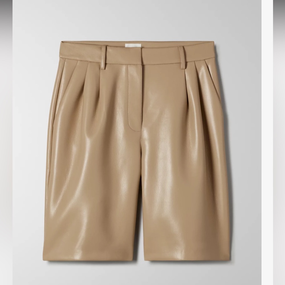 • Wilfred Aritzia • Limerick Shorts Women’s Sand Buff Tan 4 Soft - Picture 3 of 7